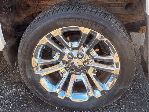 Used 2014 Chevrolet Silverado 1500 LTZ Z71 w/ LTZ Plus Package image 7