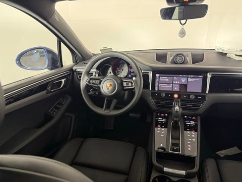 New 2026 Porsche Macan image 19