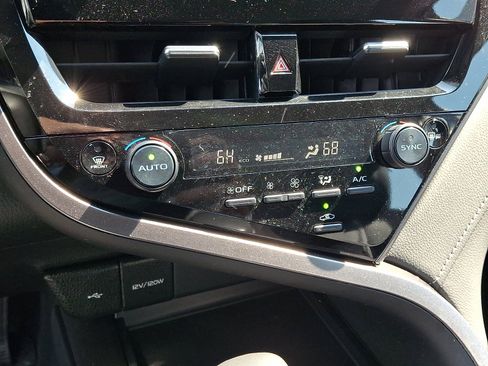 Certified 2024 Toyota Camry SE AWD/4WD image 15