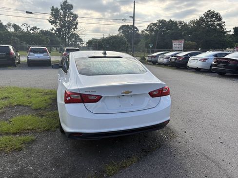 Used 2018 Chevrolet Malibu LS FWD image 7