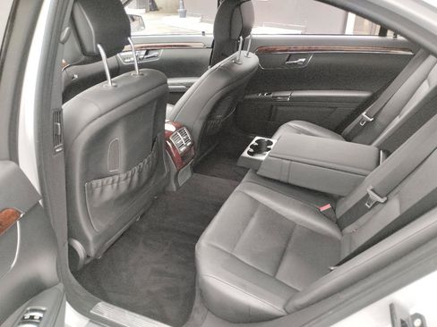 Used 2010 Mercedes-Benz S 550 4MATIC image 51