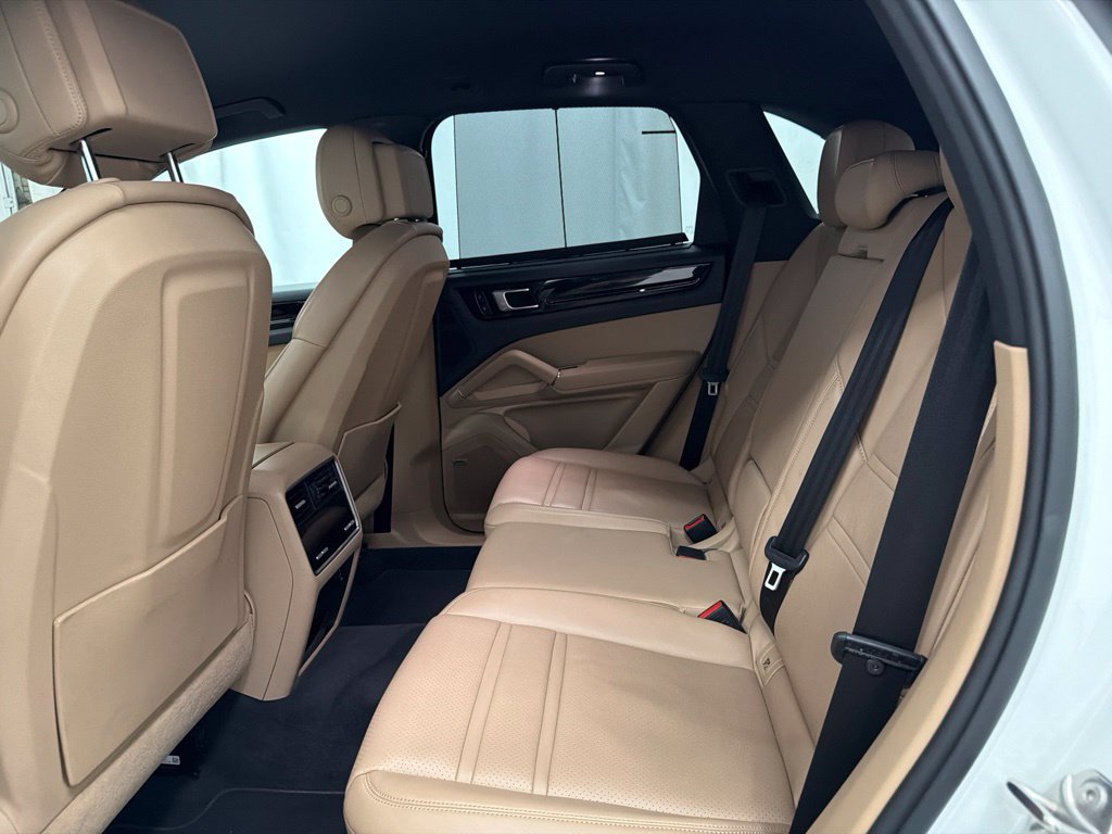Used 2019 Porsche Cayenne AWD/4WD image 24
