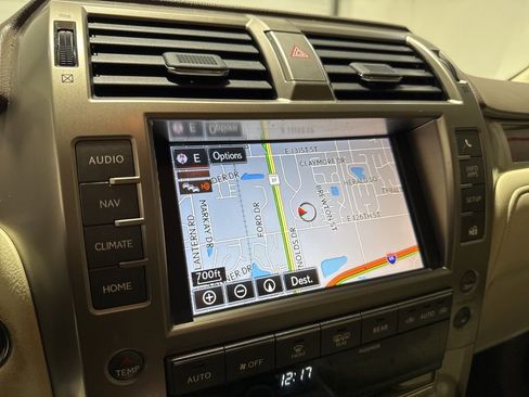 Used 2015 Lexus GX 460 w/ Premium Package image 18