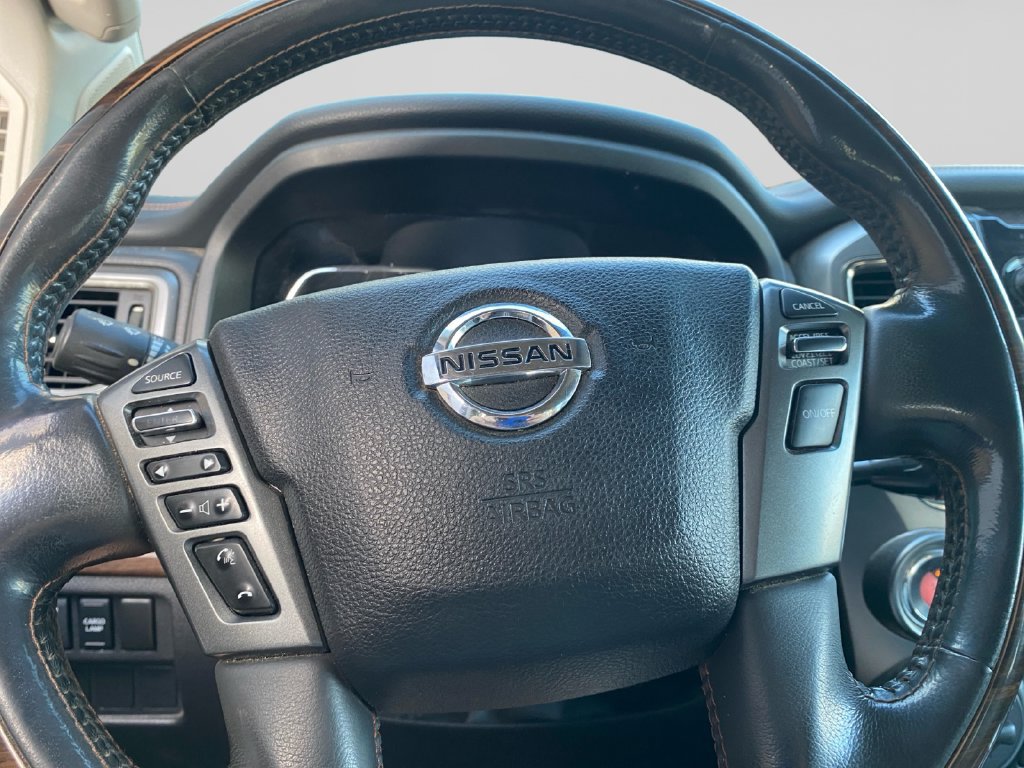 Used 2017 Nissan Titan Platinum Reserve AWD/4WD image 12