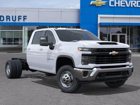 New 2026 Chevrolet Silverado 3500 W/T image 7