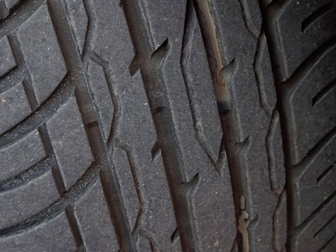 Used 2015 Lexus RC 350 w/ F Sport w/Summer Tires image 44