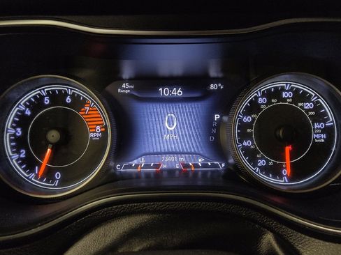 Used 2019 Jeep Cherokee Limited AWD/4WD image 23