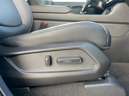 Certified 2025 Honda Pilot EX-L image 30