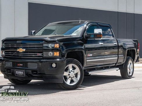 Used 2016 Chevrolet Silverado 2500 LTZ w/ Duramax Plus Package AWD/4WD image 1