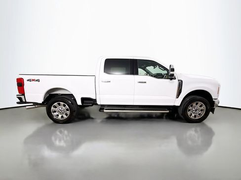 Used 2023 Ford F250 Lariat w/ Chrome Package image 8