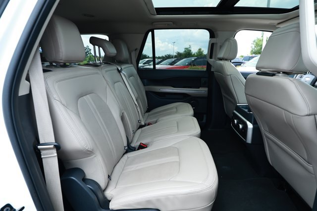 Used 2024 Ford Expedition Max Limited RWD image 31
