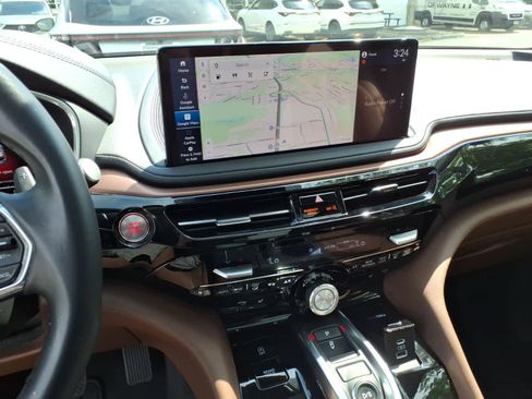 Certified 2025 Acura MDX SH-AWD w/ Technology Package image 12