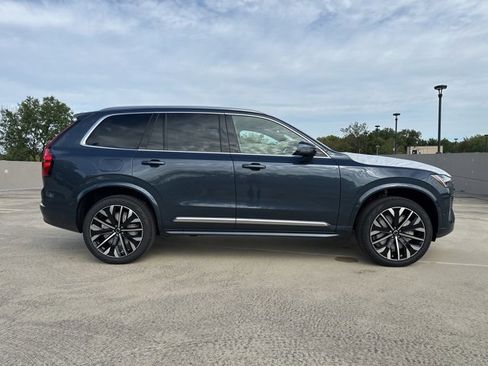 New 2026 Volvo XC90 B6 Plus w/ Protection Package Premier image 8