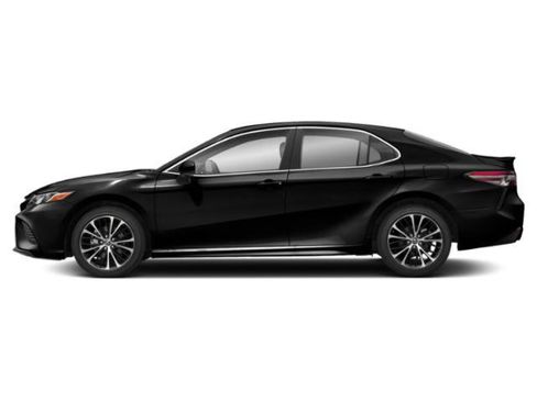 Used 2018 Toyota Camry SE FWD image 3