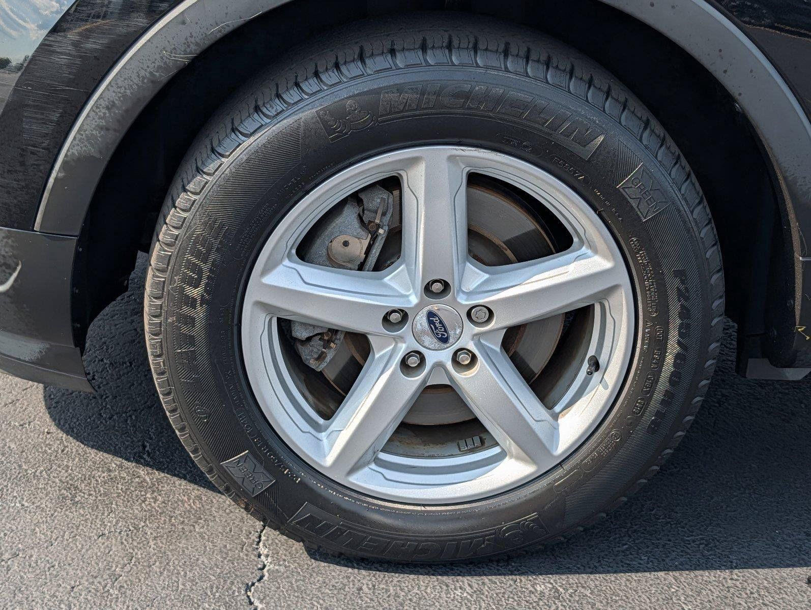 Used 2018 Ford Explorer XLT FWD image 9