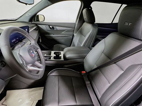 New 2026 Buick Enclave Sport Touring w/ Power Package image 17