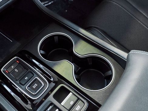 Used 2023 Honda Pilot Elite image 49