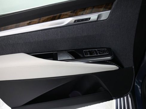 Used 2026 Cadillac Escalade Platinum Sport w/ LPO, Floor Liner Package image 20