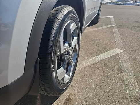 Certified 2023 Hyundai Venue SEL image 33