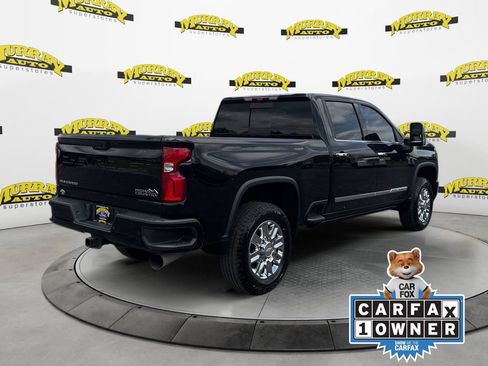 Used 2024 Chevrolet Silverado 2500 High Country w/ Technology Package AWD/4WD image 6