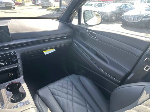 New 2026 Genesis GV80 3.5T Prestige image 9