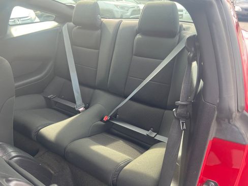 Used 2013 Ford Mustang Coupe image 14