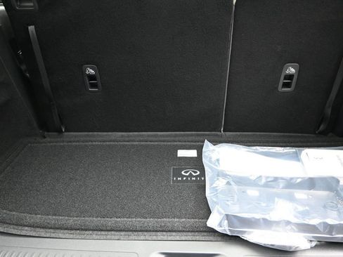 Certified 2026 INFINITI QX60 Pure w/ Cargo Package FWD image 21