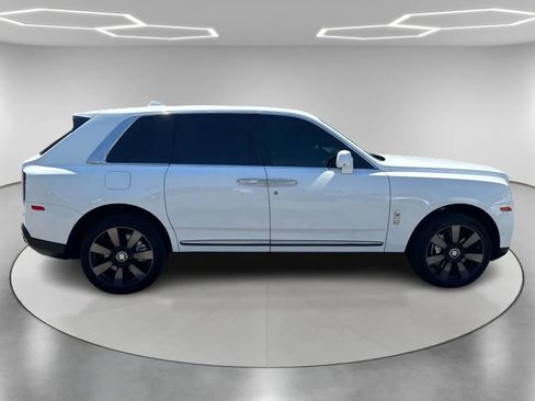 Used 2019 Rolls-Royce Cullinan image 4