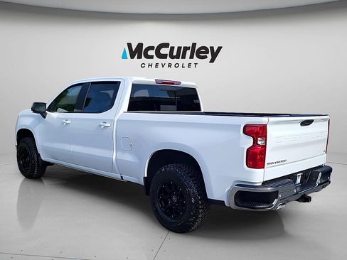 Used 2025 Chevrolet Silverado 1500 LT w/ Z71 Off-Road Package AWD/4WD image 5