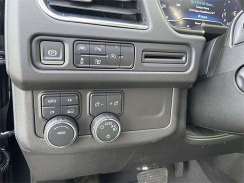 Certified 2024 Chevrolet Suburban RST w/ Luxury Package image 27