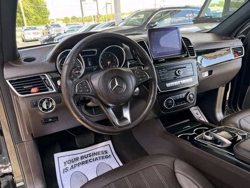 Used 2018 Mercedes-Benz GLS 450 4MATIC w/ Premium Package image 27