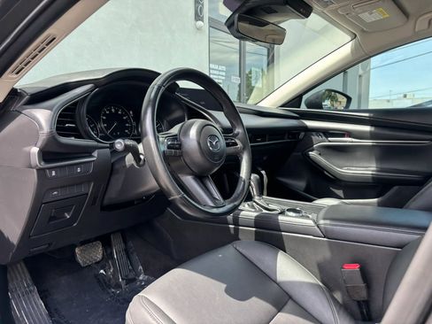 Used 2023 MAZDA MAZDA3 s FWD image 13