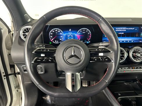 Certified 2024 Mercedes-Benz GLA 250 image 24