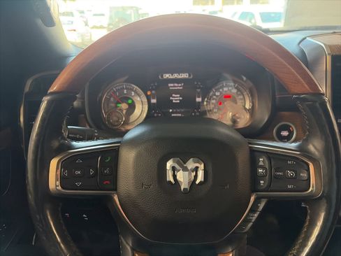 Used 2019 RAM 1500 Limited image 30