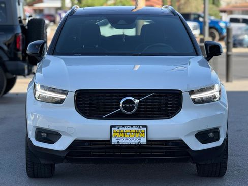 Used 2021 Volvo XC40 T5 R-Design AWD/4WD image 3