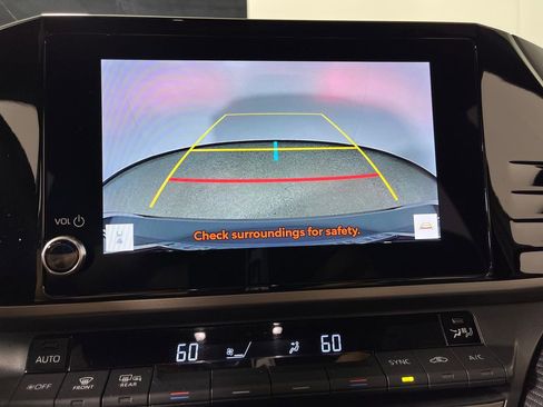 Certified 2025 Toyota Camry SE FWD image 21