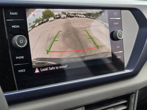 Used 2023 Volkswagen Taos SE w/ Black Wheel Package image 23