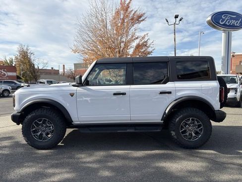 New 2025 Ford Bronco Badlands image 6