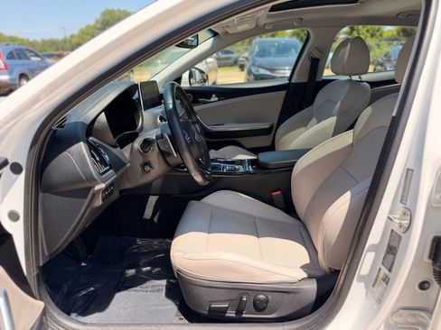 Used 2019 Kia Stinger Premium RWD image 20