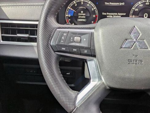 Used 2023 Mitsubishi Outlander SEL image 21