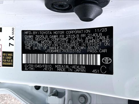 Used 2024 Toyota Corolla LE FWD image 33