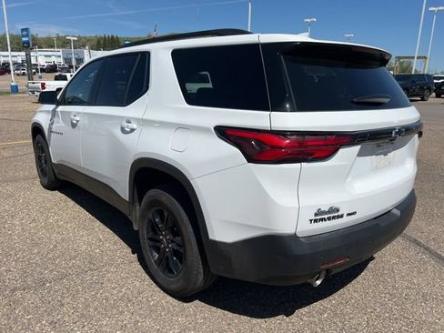 Used 2022 Chevrolet Traverse LT w/ Midnight/Sport Edition AWD/4WD image 6