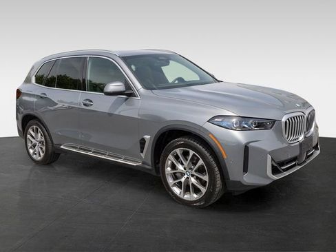 Used 2026 BMW X5 xDrive40i AWD/4WD image 12