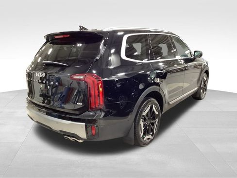 Certified 2023 Kia Telluride S w/ S Sunroof Package image 10
