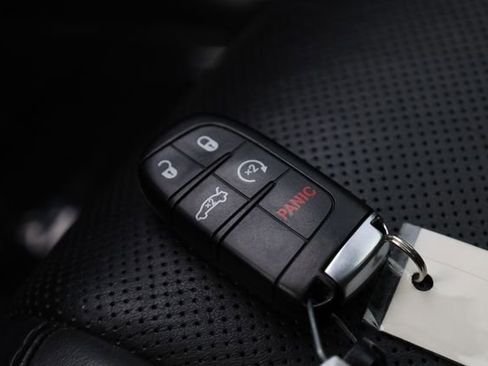 Used 2018 Dodge Charger GT image 26