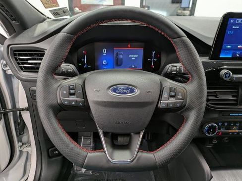 Certified 2025 Ford Escape ST-Line w/ Cold Weather Package image 20