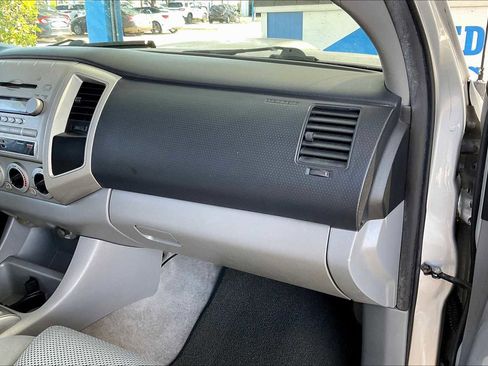 Used 2007 Toyota Tacoma PreRunner image 18