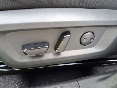 New 2026 Nissan Rogue SV image 25