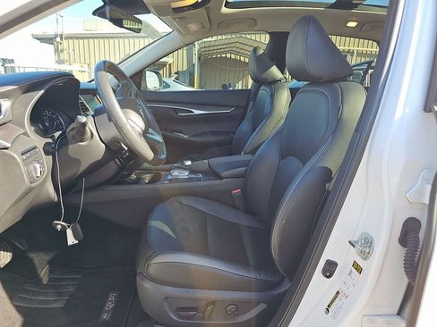 Used 2023 INFINITI QX50 Luxe image 4