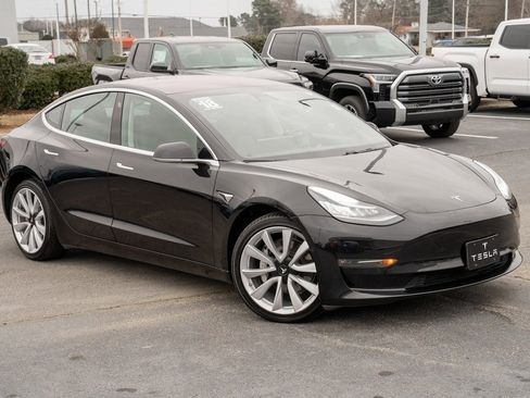 Used 2018 Tesla Model 3 Long Range image 1